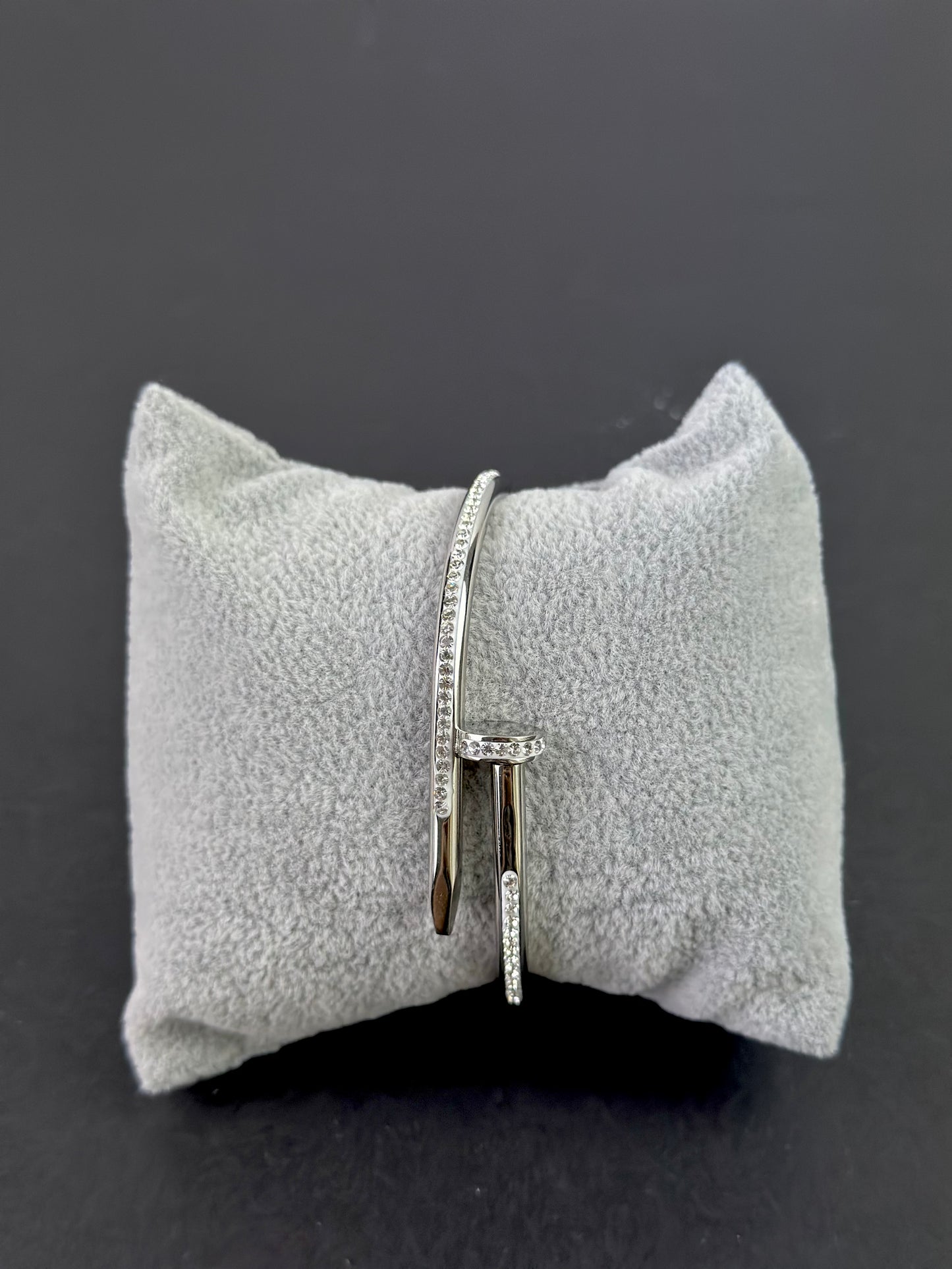 Aurora bangle