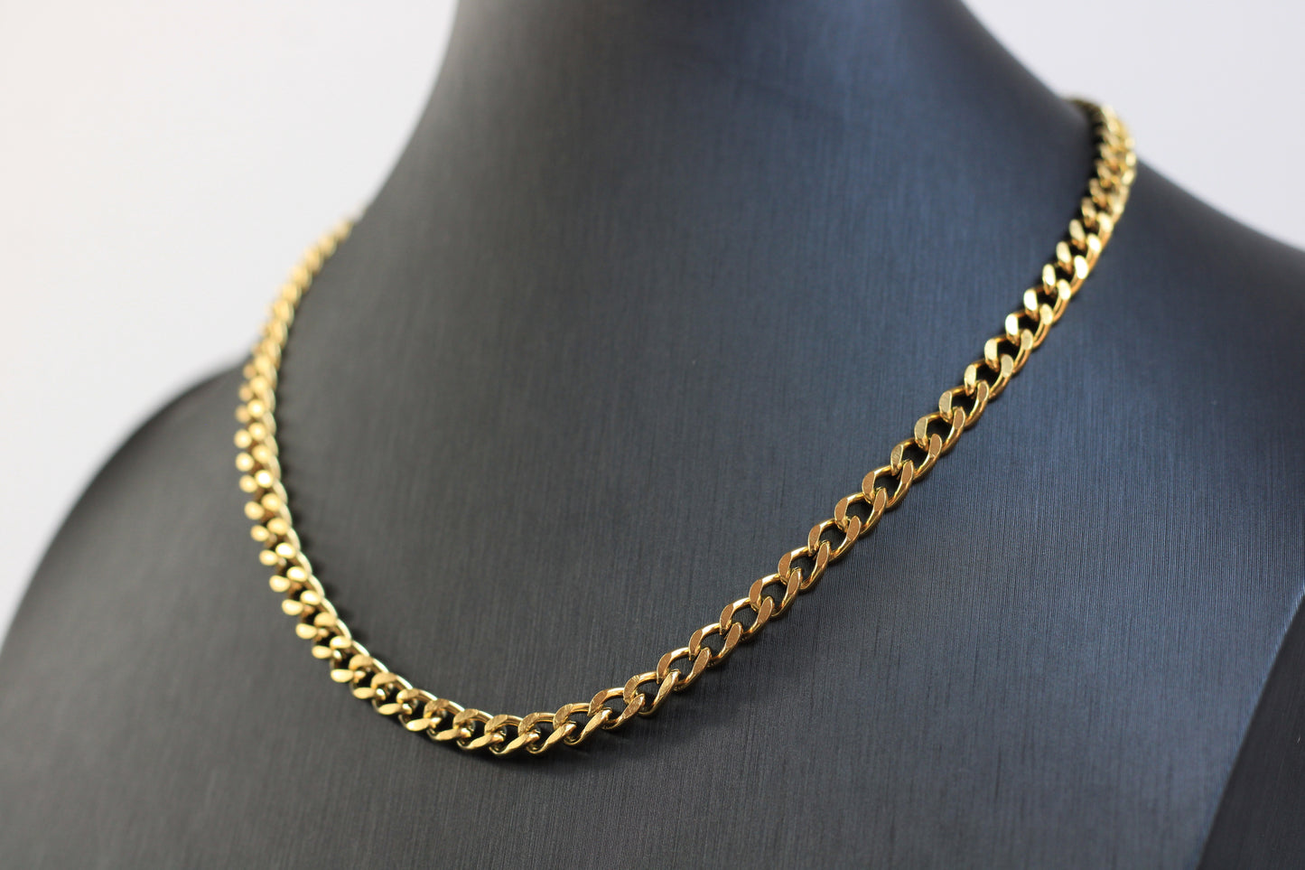 Casual-tee Necklace